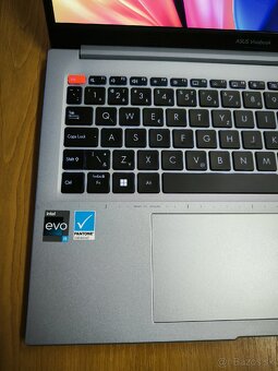 Asus Vivobook S 15 OLED - 4