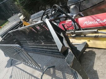 Predám Ratrak Kassbohrer PB600 W polar - 4