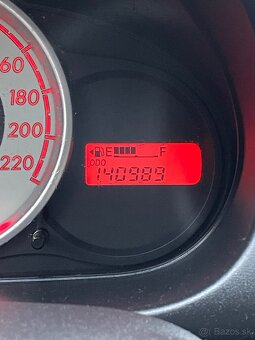 Predám Mazda 3 - 4