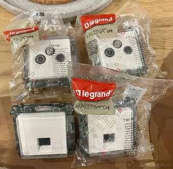 Legrand Valena Life - 4