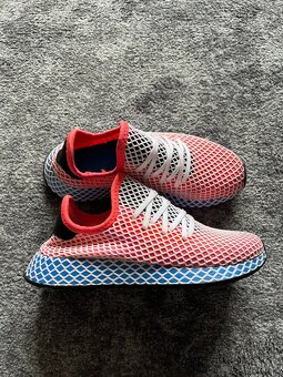 16x Dámské boty Adidas Deerupt Runner (3) - 4