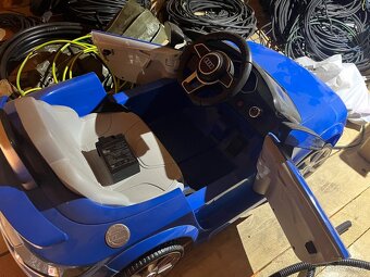 elektrické autíčko audi - baterka kaput - 4