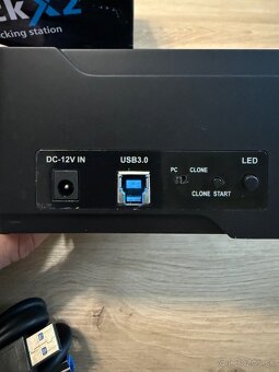 AKASA DuoDock X2 čierna - 4