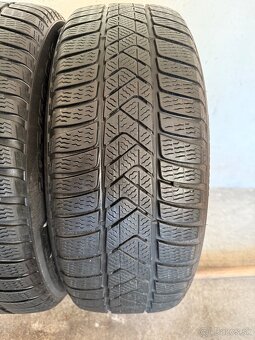 Zimné pneumatiky 205/60/16 Pirelli Sottozero 3 Winter - 4