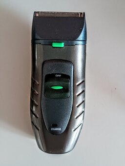 ELEKTRICKY HOLIACI UNIVERZALNY STROJČEK NOVY - 4