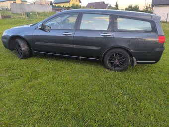 Honda Accord Tourer 2.0 benzín - 4