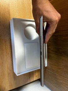 iPad 32GB Wi-Fi (5. generácie) - 4