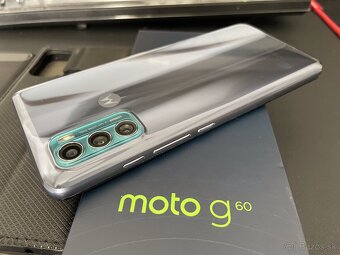 Predám Motorola Moto G60 - 4