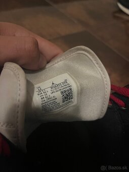 Jordan 1 mid - 4