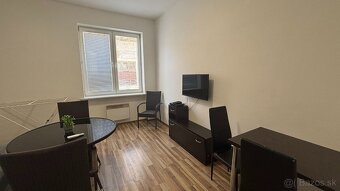 Investícia, ktorá má hlavu a pätu: Dom v centre Piešťan na p - 4