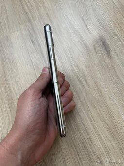 iPhone X – 64 GB - 4
