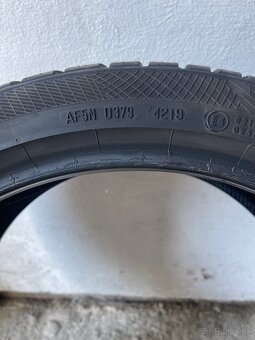 Continental WinterContact TS850P 225/45 R18 V XL - 4