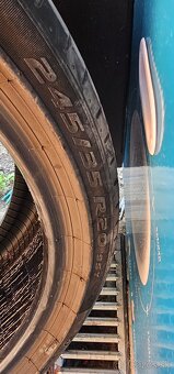 Pirelli P zero 245/35 R20 - 4