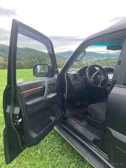 Pajero Montero - 4
