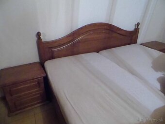 Predam dubovu postel - 4