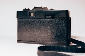 Analógový fotoaparát na 35 mm - film Super 35 - 4