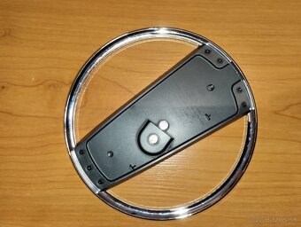 Vertikálny stojan pre konzolu PlayStation 5 slim pro - 4