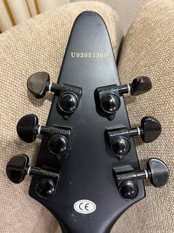 Epiphone Flying V ’58 Gothic - 4