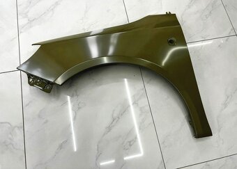 PŘEDNÍ BLATNÍKY ŠKODA FABIA 2 - ROOMSTER / ZASÍLÁME NA SK - 4