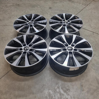 Hyundai disky 5x114.3 R17 7J ET53 - 4