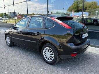 Ford Focus 1.6 74kW (Rezervované) - 4