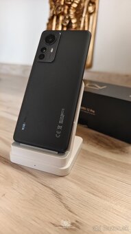 Xiaomi 12 Pro (vlajková loď) - 4