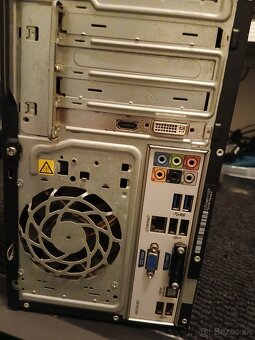 Pc HP na opravu dieli - 4