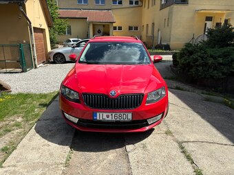 Škoda Octavia Combi 1.6 TDI 110k Ambition - 4