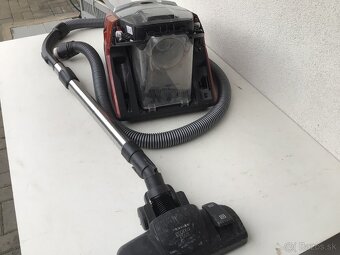 Vysavač Miele - 4