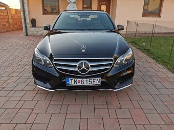 Mercedes E500 - 4