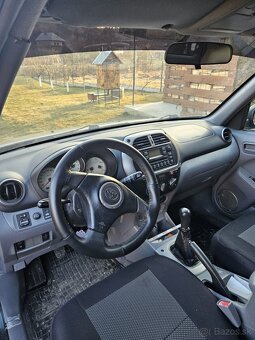 Toyota Rav4 - 4