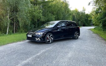 VW Golf VIII GTI 2.0 TSI - 4