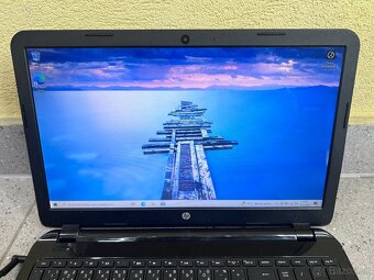 HP 15 / Intel N2815 / 4GB RAM / 128GB SSD / 15.6" - 4