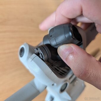 DJI Mini 4 Pro poškodeny - 4