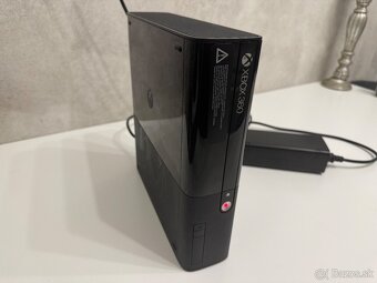 Xbox 360 - skôr na servis - 4