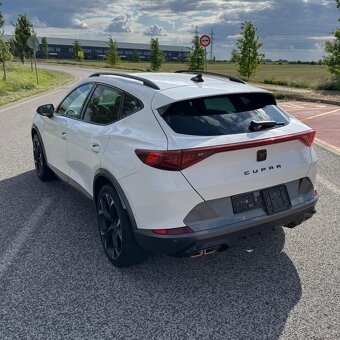 Cupra Formentor 1,4 TSI VZ eHybrid DSG Veloz Virtual 53.000 - 4
