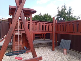 Detské ihrisko hojdačka šmýkačka detské preliezky a domčeky - 4