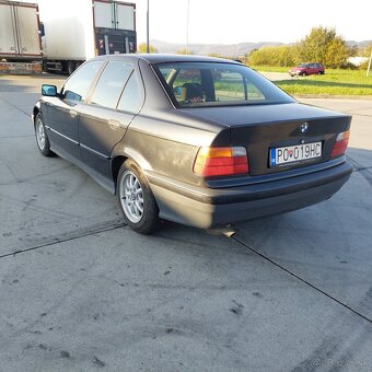 BMW 318i - E36 - 4