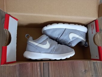 Tenisky Nike vel.23 a 1/2 - 4