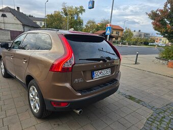 XC 60 2.4 D5 AWD(136kw) 4x4 - 4