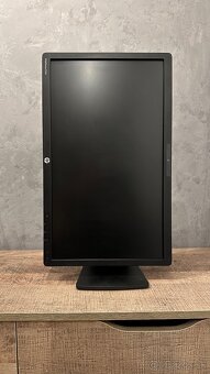 HP EliteDisplay E221c - 4