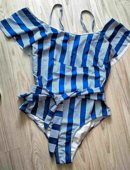 Modro biele plavky s volánikmi SHEIN, v. XL/XXL - 4
