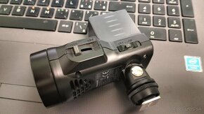 Svetlo na kameru, alebo fotoaparát zn. Panasonic - 4