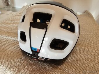 POC Tectral race SPIN,velkost 59-62 cm,váha 390 g. - 4
