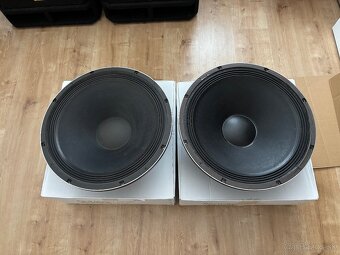Yamaha SW 118V 8ohm 1200W/600W - 4