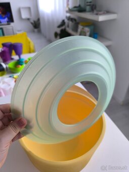 Tupperware pomôcka na šľahanie a miešanie - 4