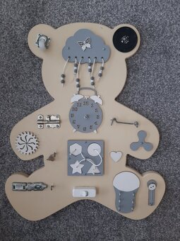 MONTESSORI TABUĽA A DETSKÝ TREZOR - 4