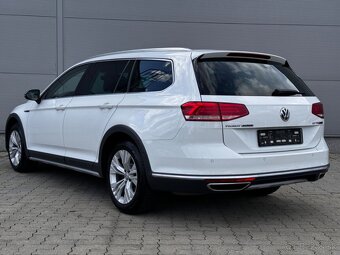 Volkswagen Passat Alltrack 2.0 TSI BMT 4MOTION DSG - 4