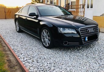 AUDI A8 - 4