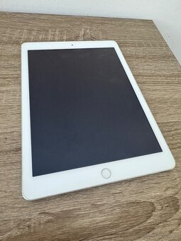 Apple iPad 5.Gen 32gb Wi-Fi Strieborný - 4